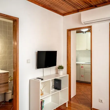 Daire Alfama Terrace 360º - Private Terrace With Exceptional River View With A/c!