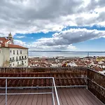 Διαμέρισμα Alfama Terrace 360º - Private Terrace With Exceptional River View With A/c! Lisboa