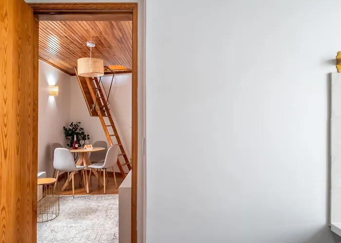 아파트 Alfama Terrace 360º - Private Terrace With Exceptional River View With A/c! 리스본