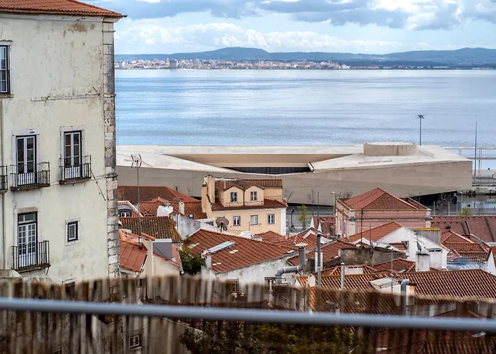 아파트 Alfama Terrace 360º - Private Terrace With Exceptional River View With A/c! *